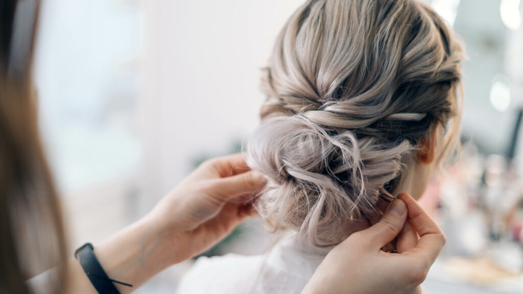 Independent contracting hairdresser