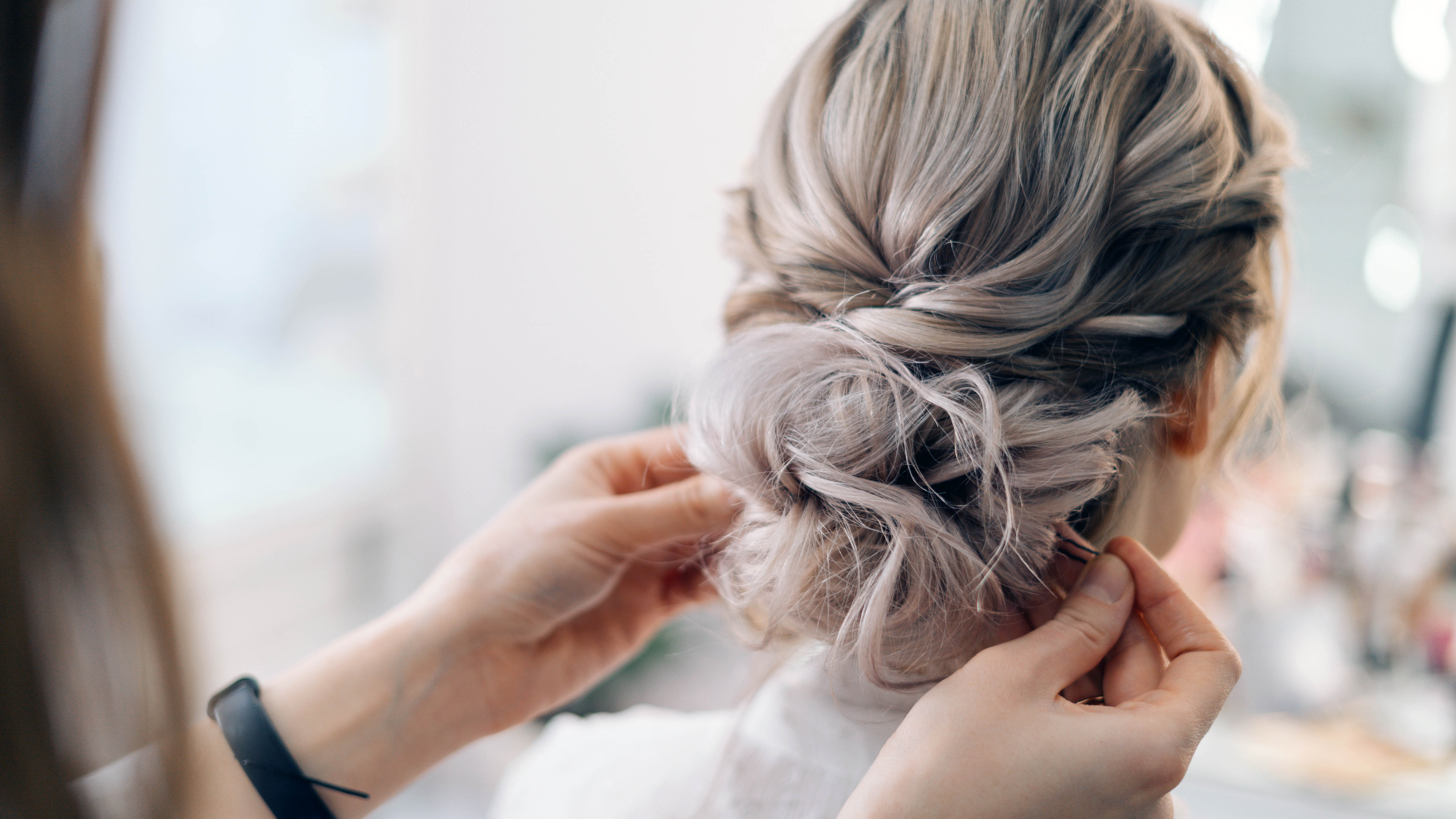 Independent contracting hairdresser